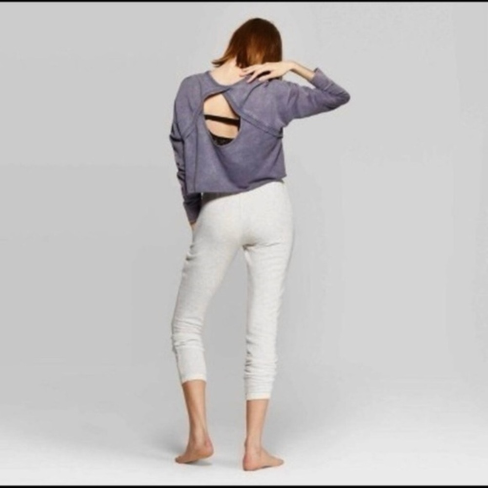 Colsie Purple Cropped Keyhole Back Sweatshirt XL Athleisure Yoga Workout Gym